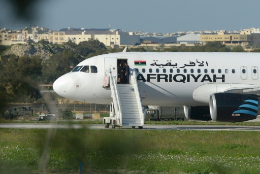 avion-libye-malte