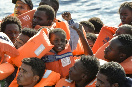 migrants
