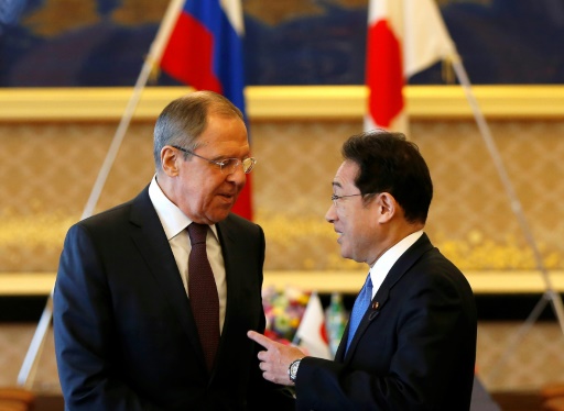 sergueï-lavrov-fumio-kishida-russie-japon