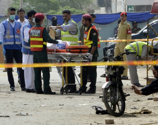 agents-sécurité-pakistan-bombe