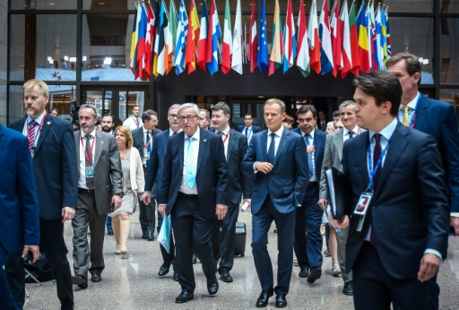 Jean-Claude Juncker, le président de le Commission européenne (à gauche) et Donald Tusk, le président du Conseil européen