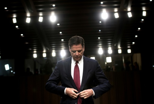 L&rsquo;ex-directeur du FBI James Comey témoigne devant le Sénat