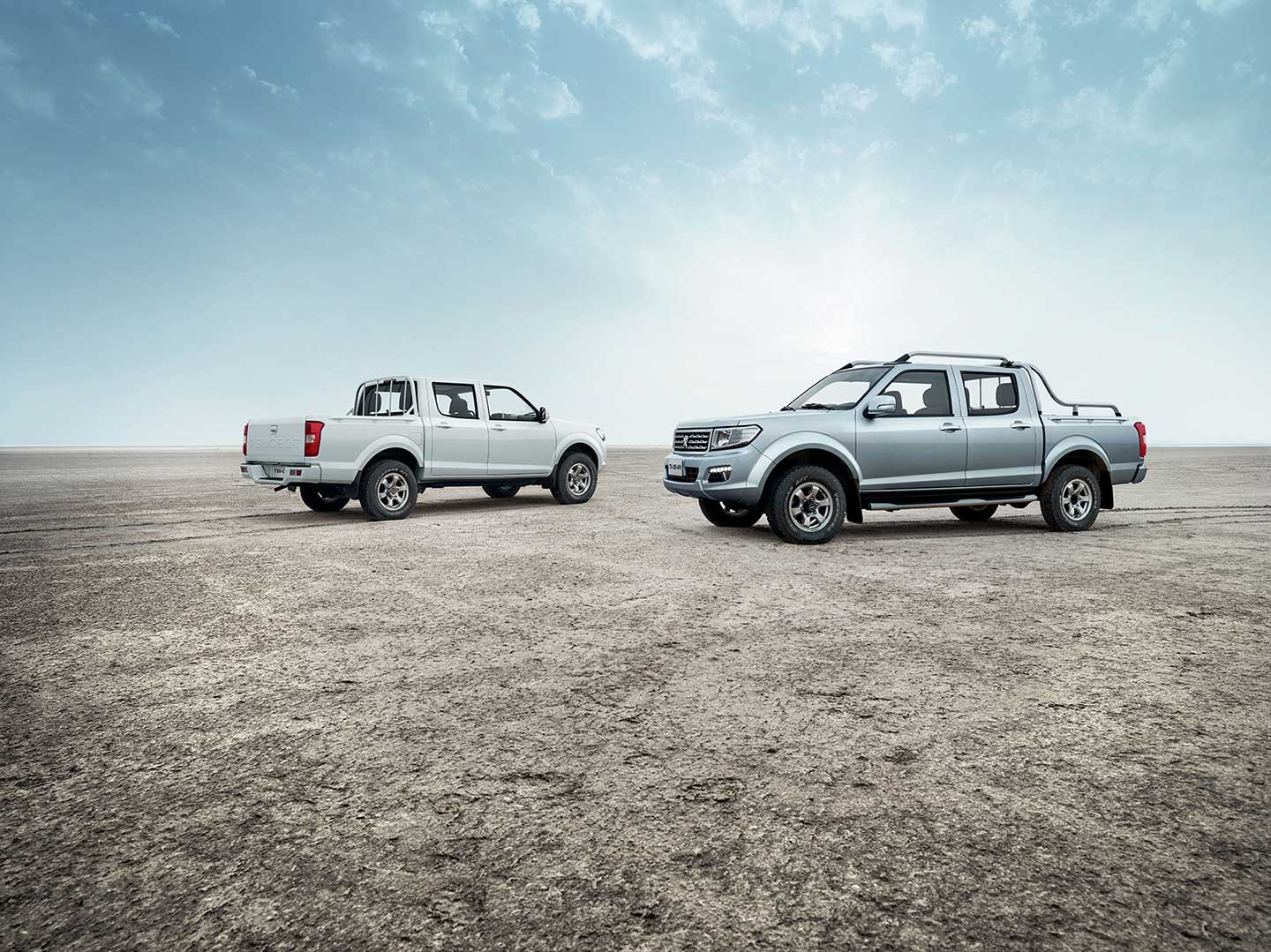 PEUGEOT-PICKUP