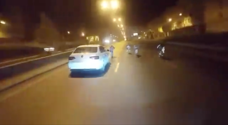 motos-103-course-autoroute