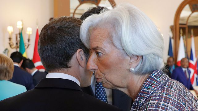la-directrice-du-fmi-christine-lagarde-et-le-president-emmanuel-macron-le-27-mai-2017-au-g20-de-taormina_5917010