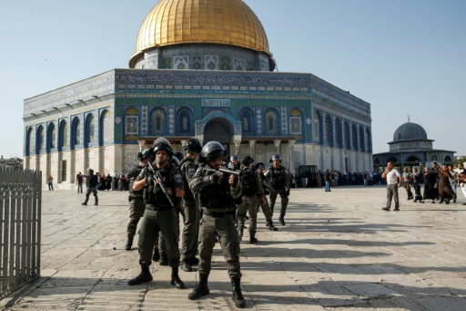 La police israélienne sécurise l&rsquo;esplanade des Mosquées dans la vieille ville de Jérusalem-Est