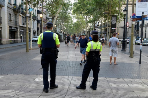 policiers-barcelone