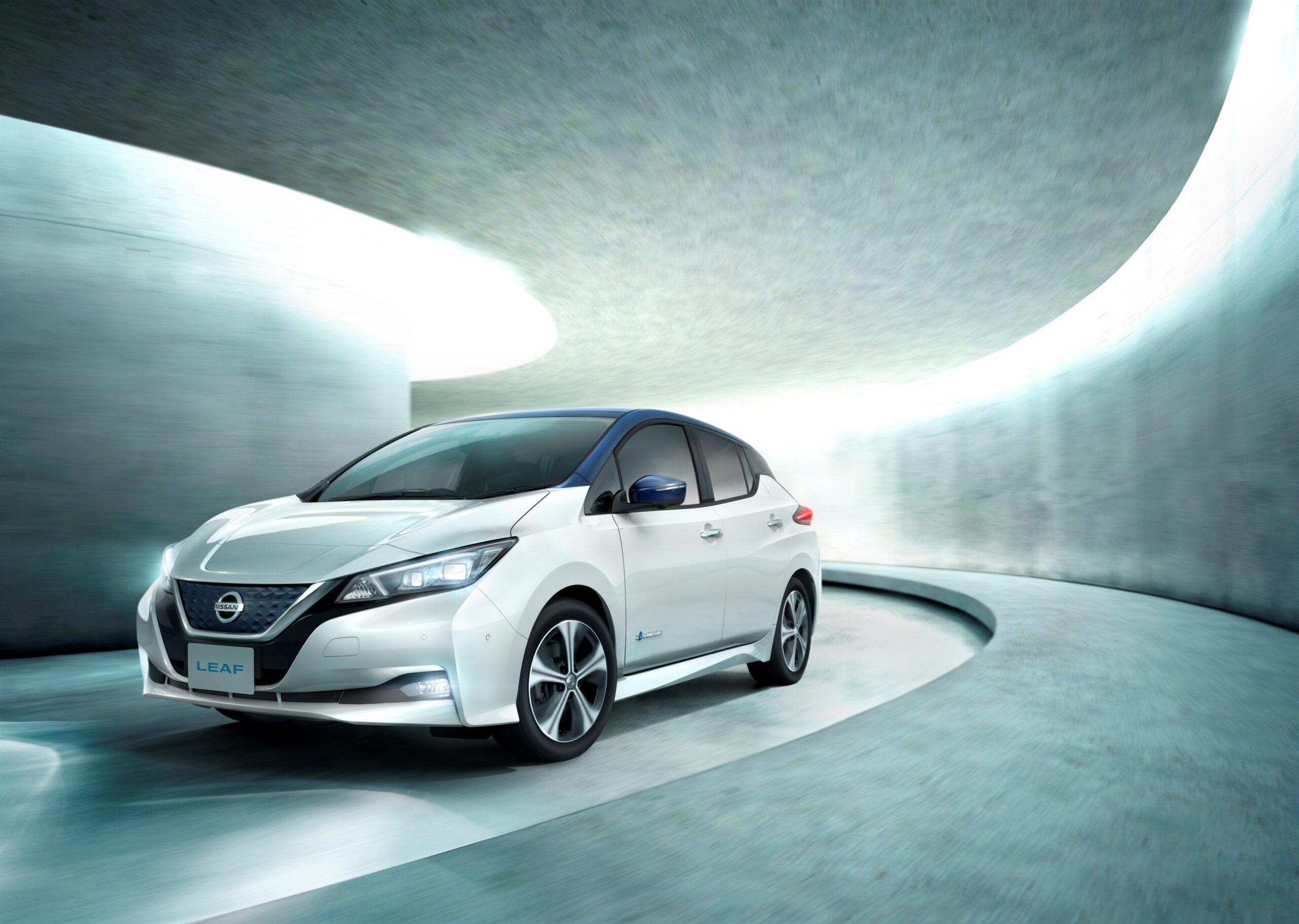 426201844_Nouvelle_Nissan_LEAF