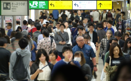 Dans une gare de Tokyo