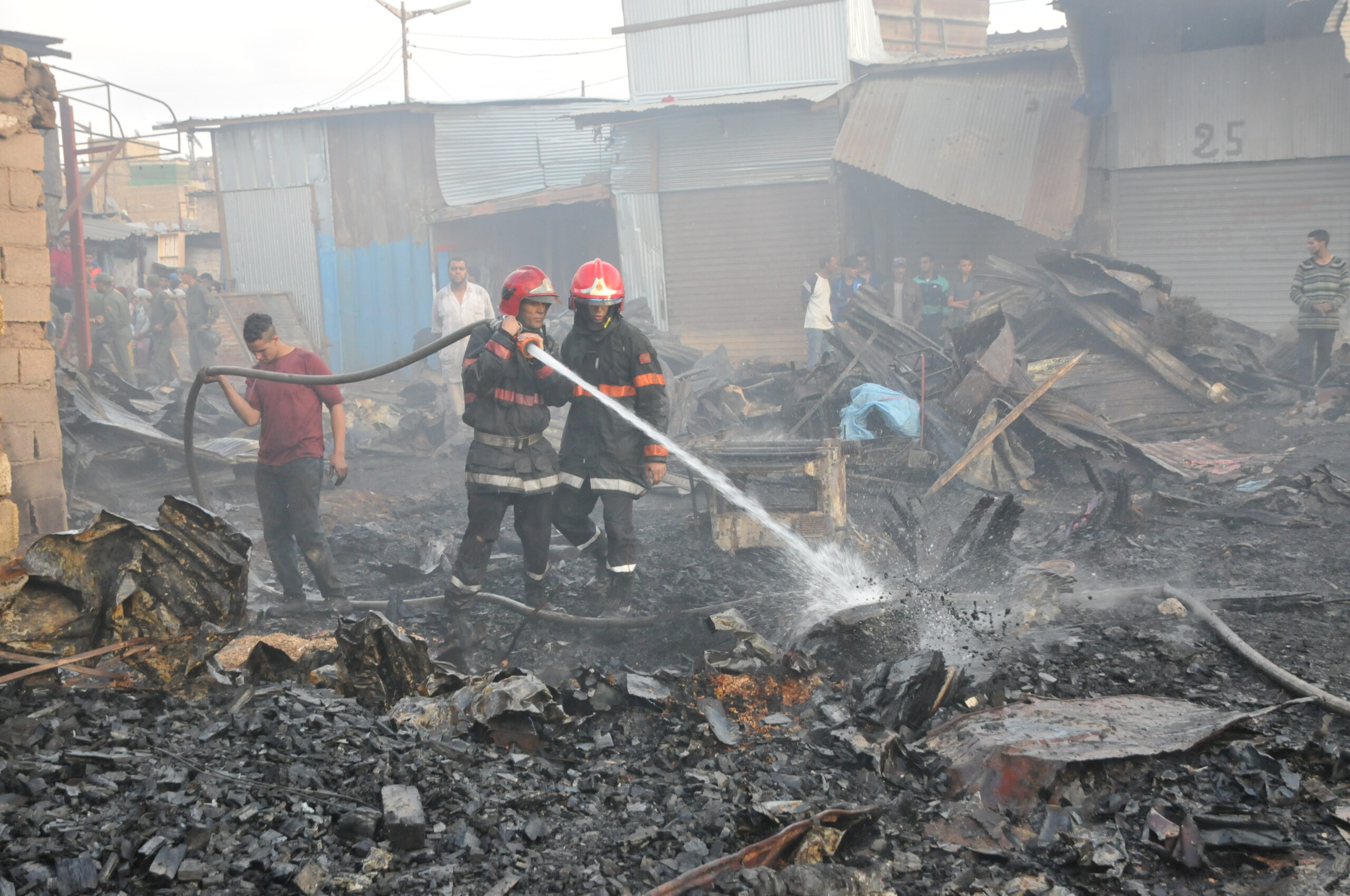 Incendie ravageur dans un souk à Hay Moulay Rachid