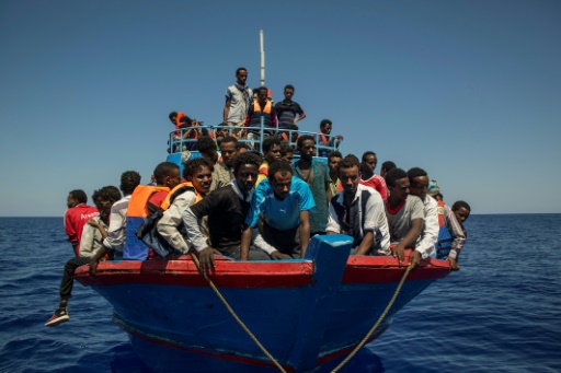 migrants
