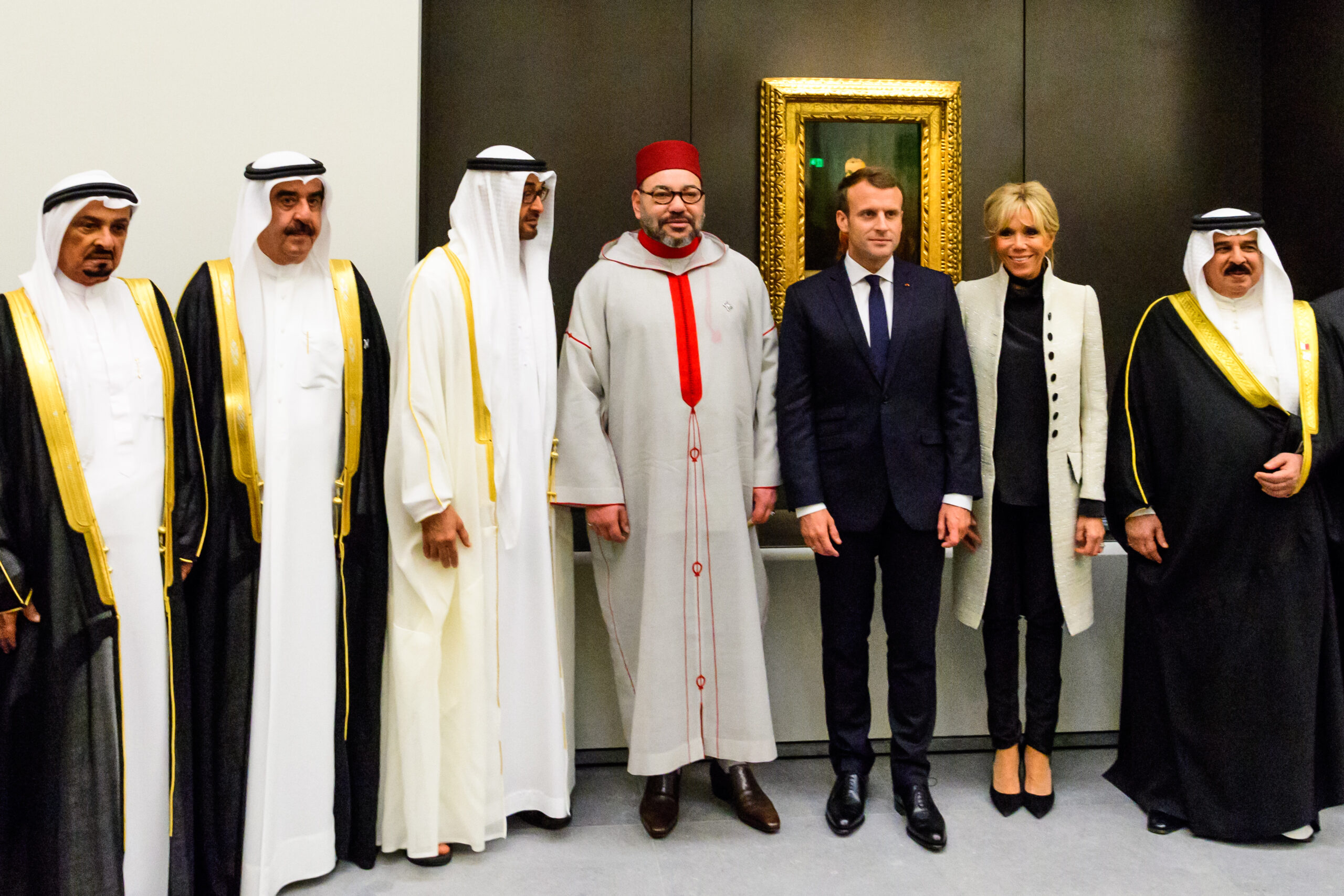 SM le Roi prend part à l’ouverture du musée du Louvre Abou Dhabi