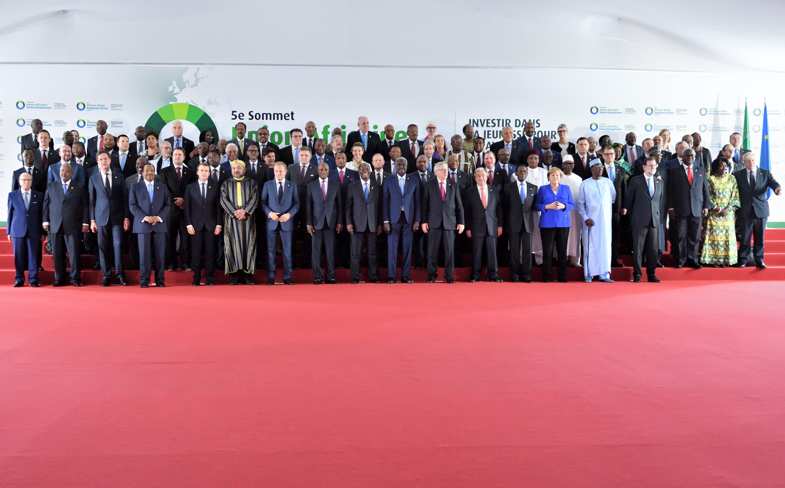 SM le Roi prend part à Abidjan à l’ouverture du 5ème Sommet UA-UE