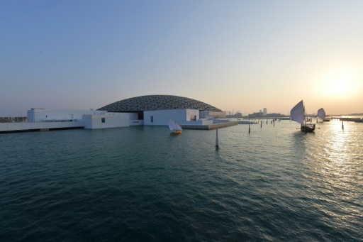 musée-louvre-abu-dhabi