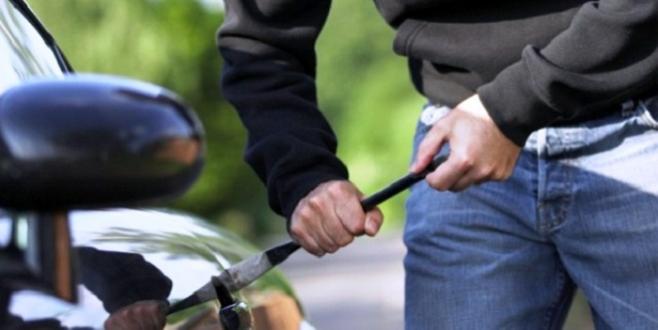 vol_de_voiture_flash_trt