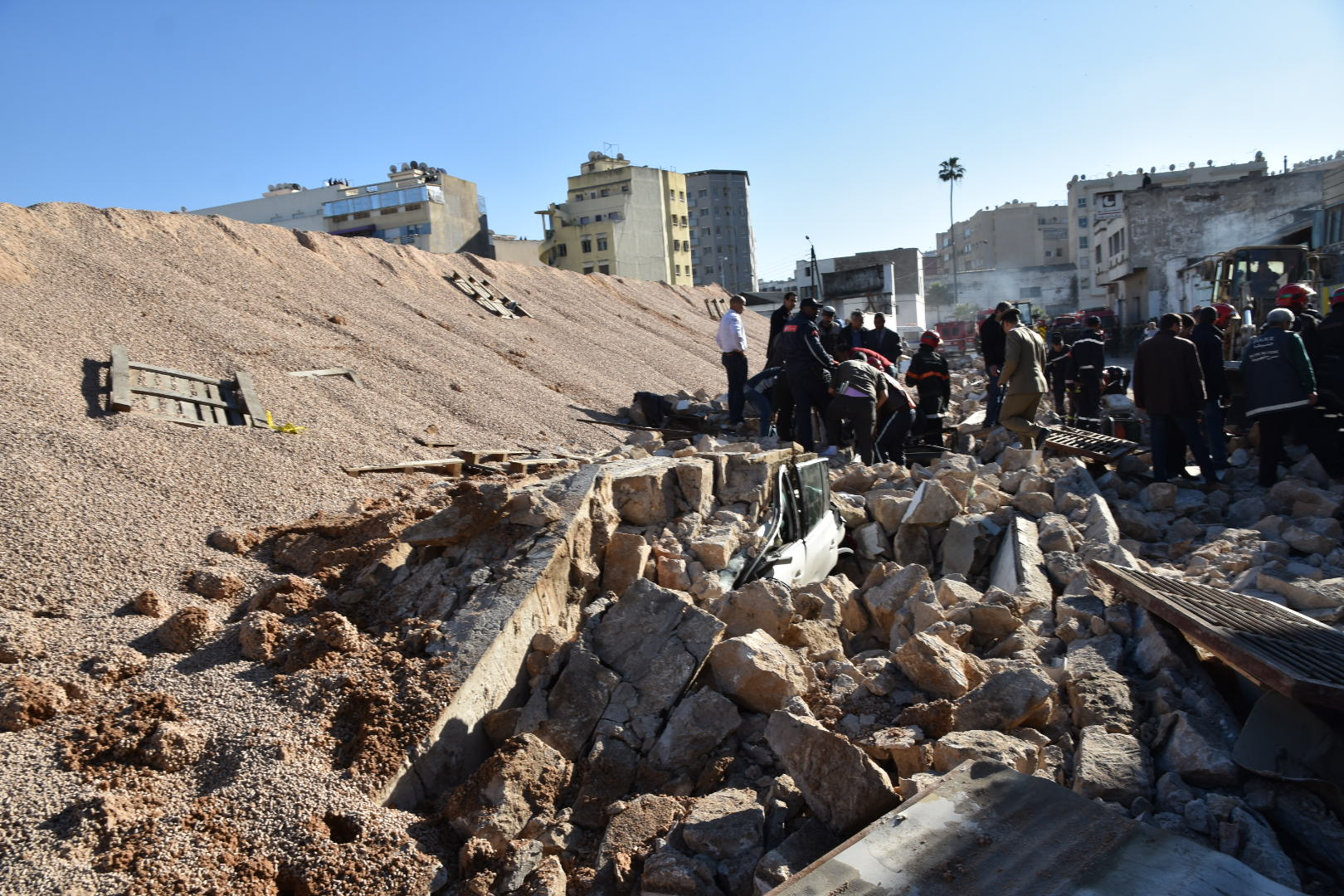 Effondrement d’un mur au quartier Belvédère à Casablanca.