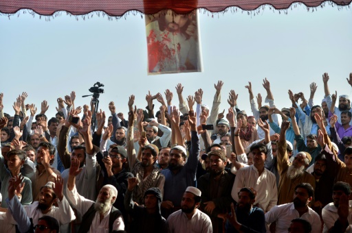 Des manifestants protestent à Karachi