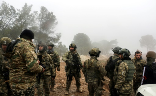 Des soldats turcs