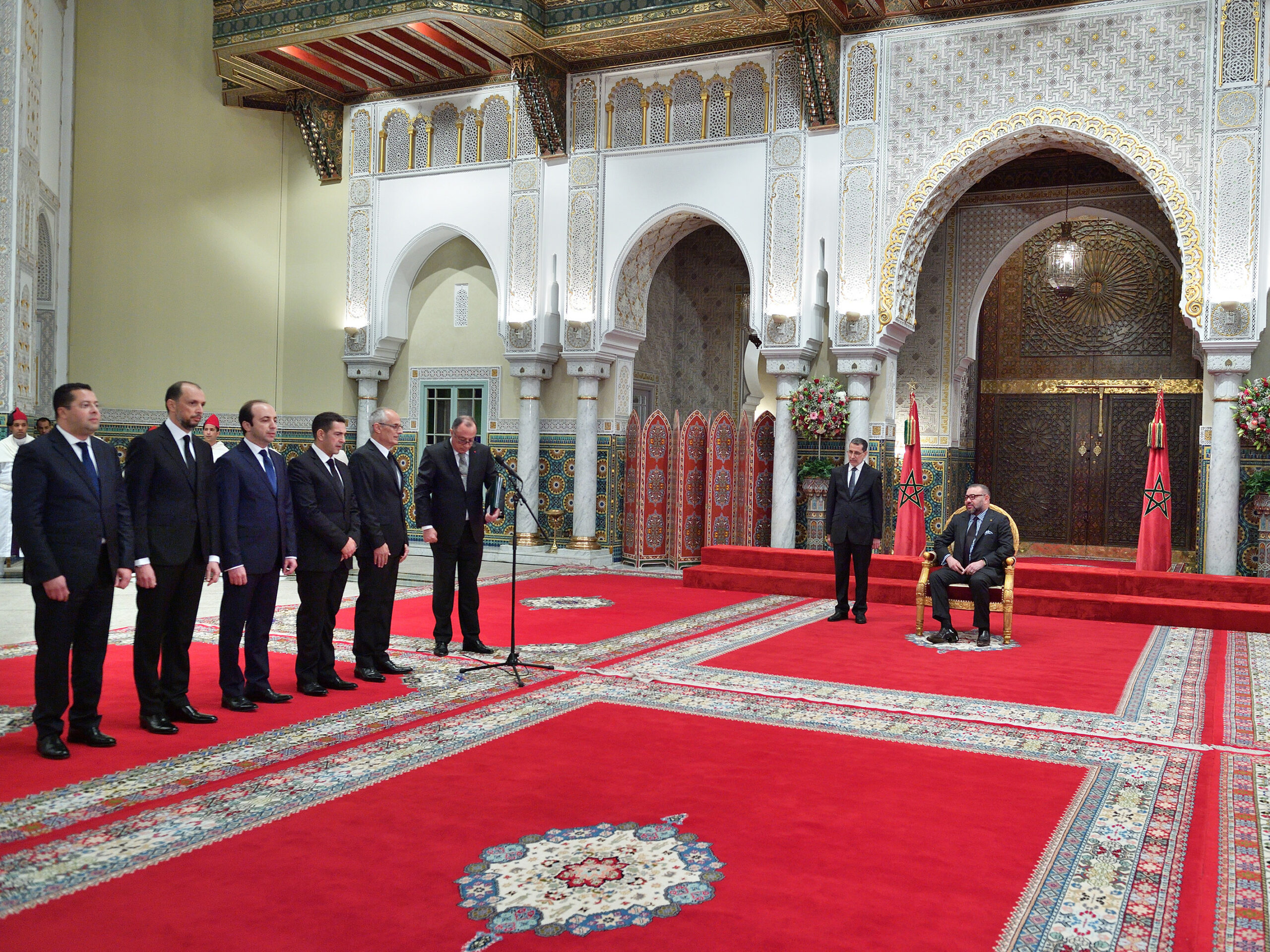 Sa Majesté le Roi reçoit et nomme cinq nouveaux ministres