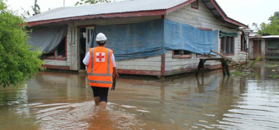 Photo fournie par la Croix-Rouge de Samoa le 12 février 2018 montrant des maisons inondées après le passage du cyclone Gita © Croix-Rouge de Samoa/AFP Handout