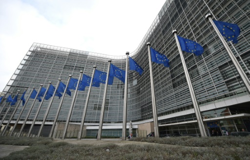 UE