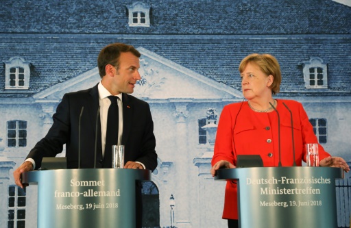emmanuel-macron-angela-merkel