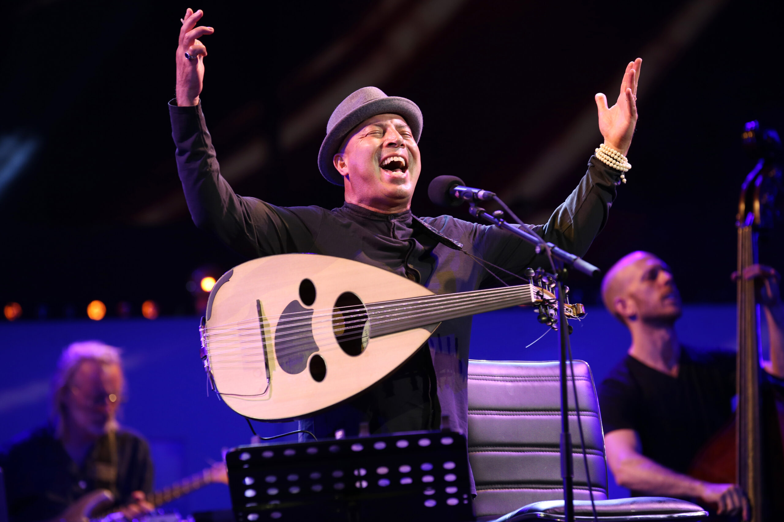 Le grand maître du Oud Dhafer Youssef illumine la nuit de Fès