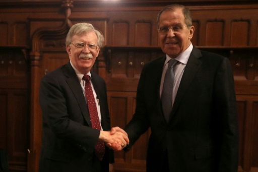 John Bolton et Sergueï Lavrov