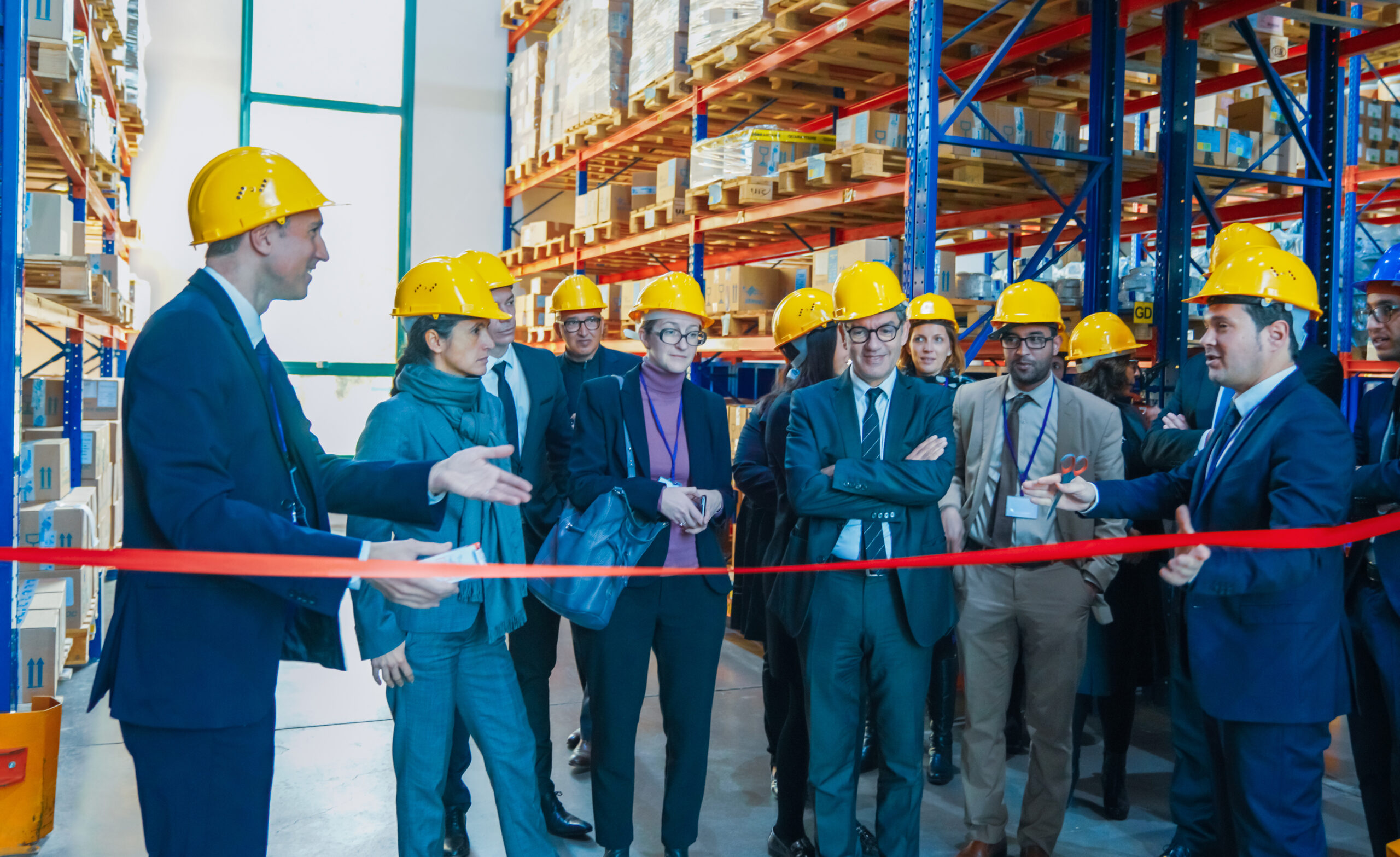 Photo 3 Inauguration du module de marquage de sérialisation en présence notamment du management de Servier Maroc et des représentants du groupe Servier