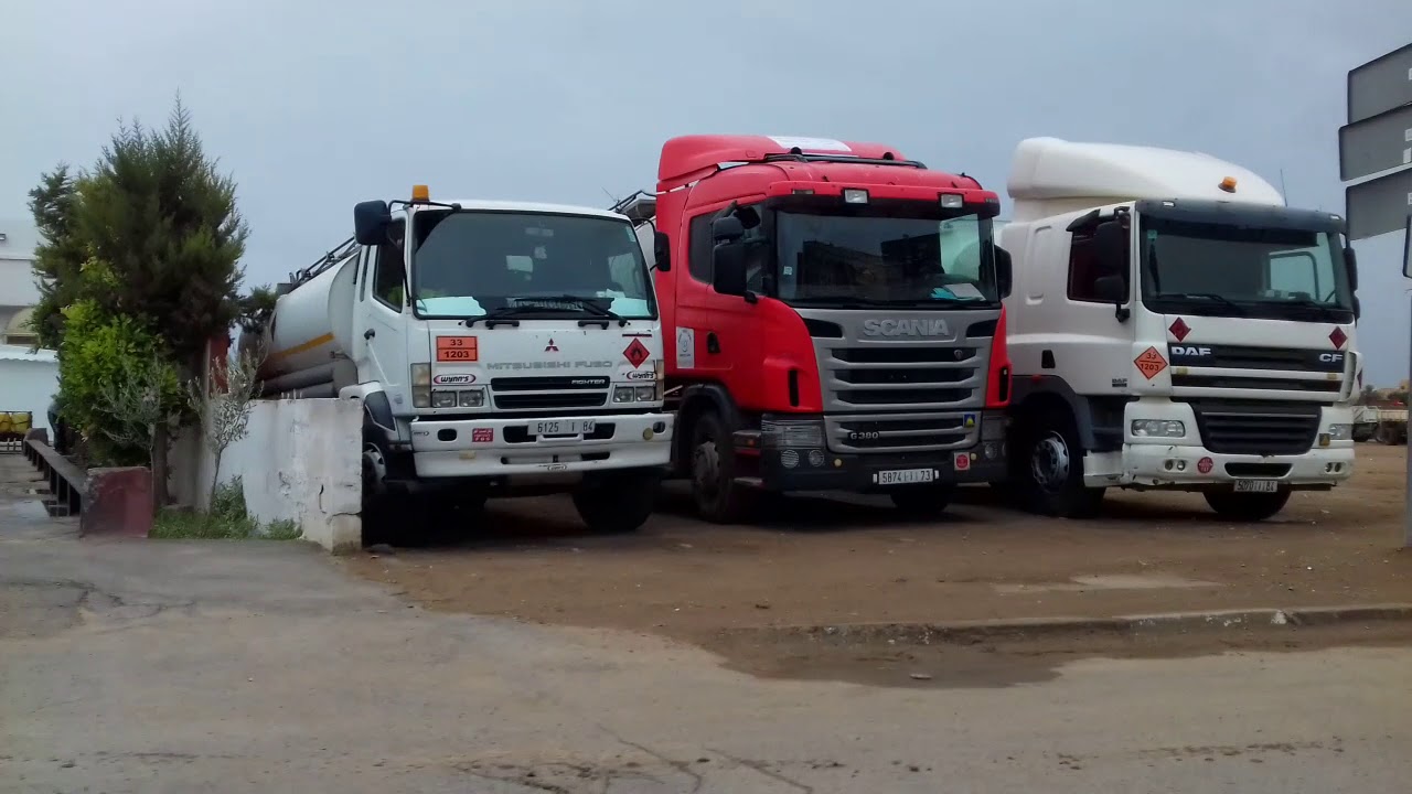 Transport routier de marchandises camions
