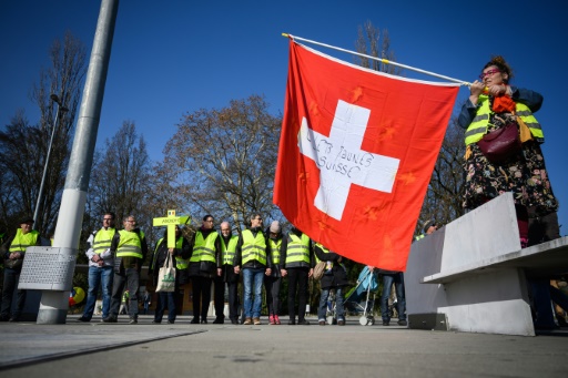 gilets-jaunes-suisse