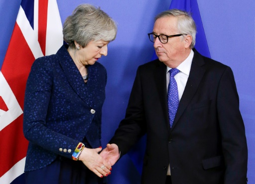 theresa-may-jean-claude-juncker