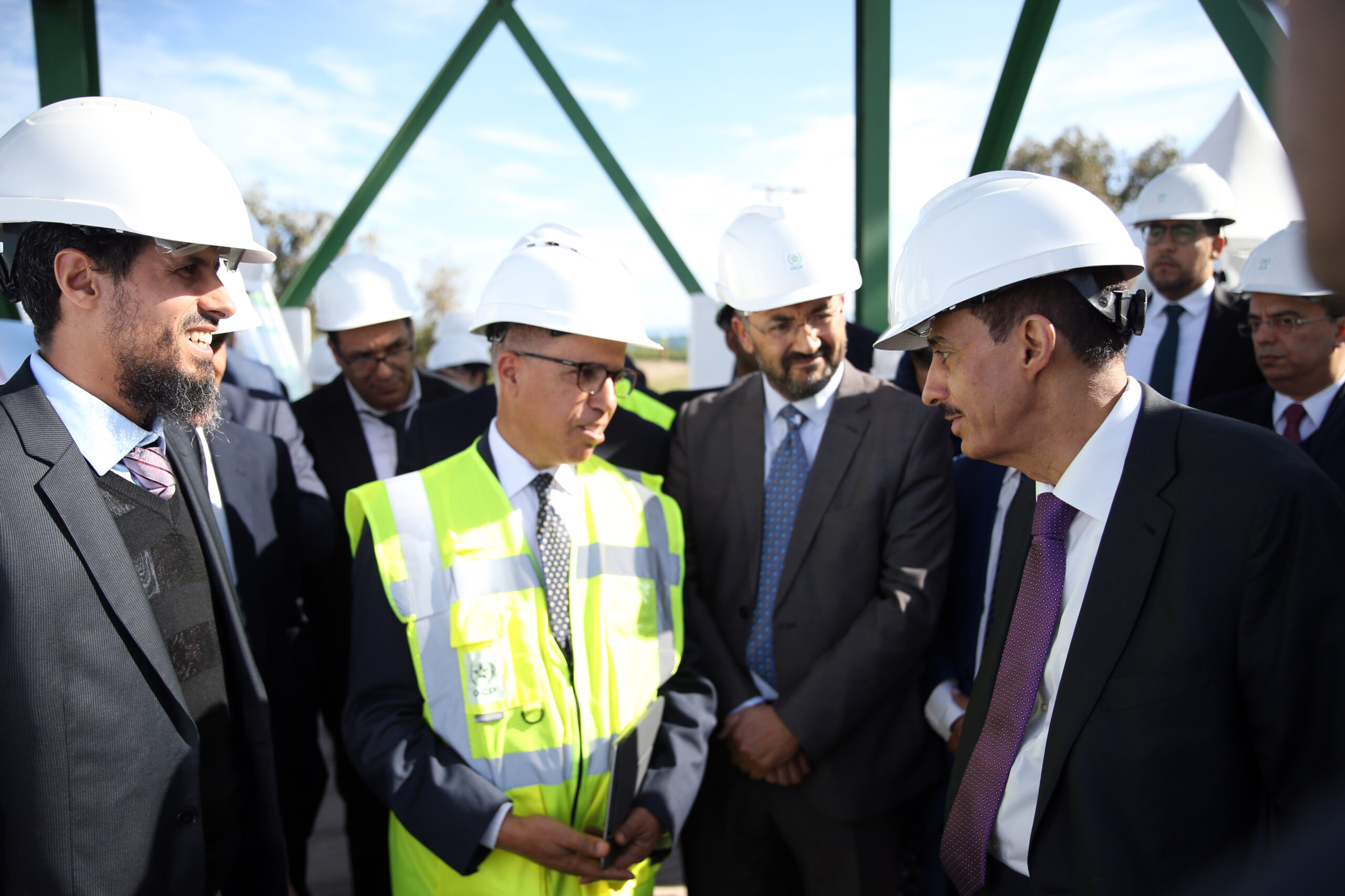 Bandar Hajjar visite le complexe industriel Jorf Lasfar