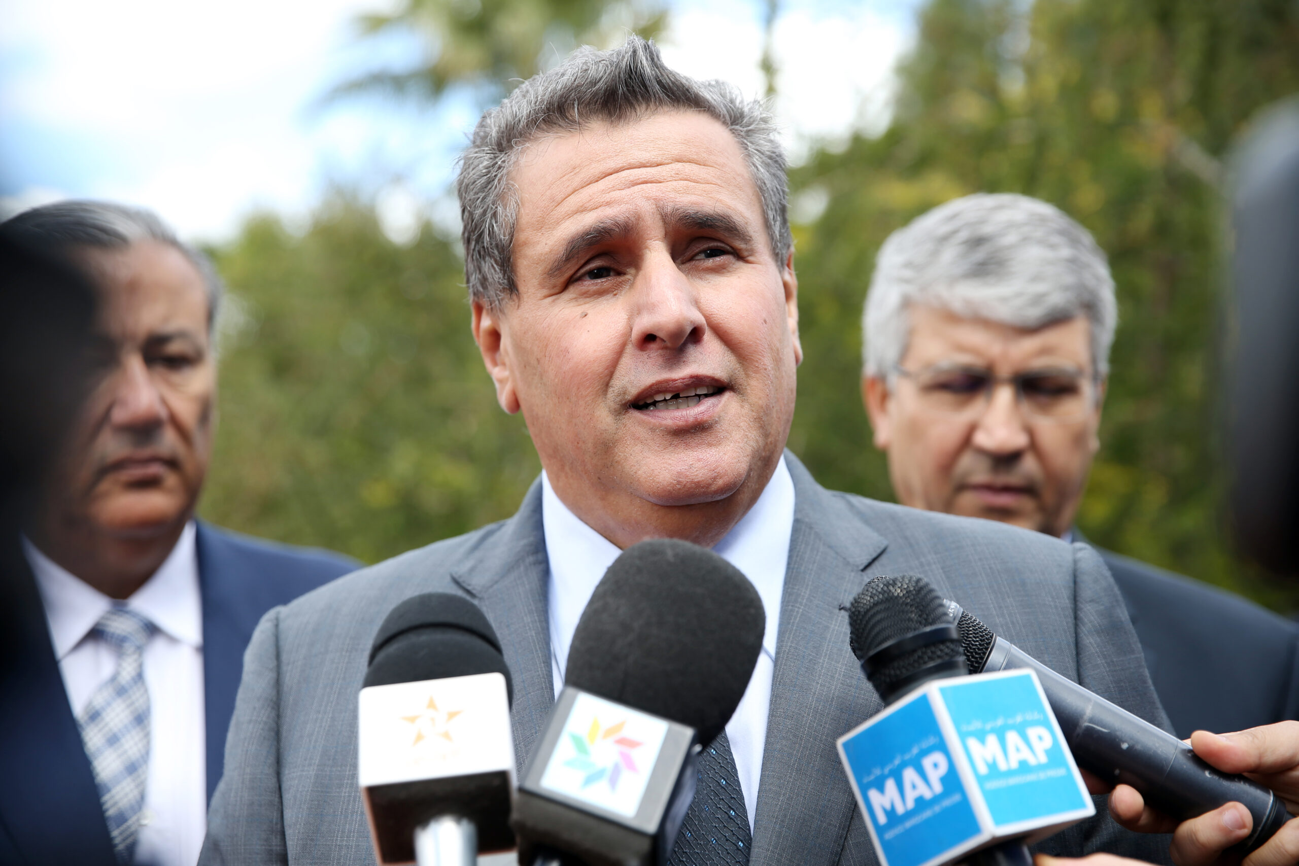 M. Akhannouch donne une déclaration à la presse