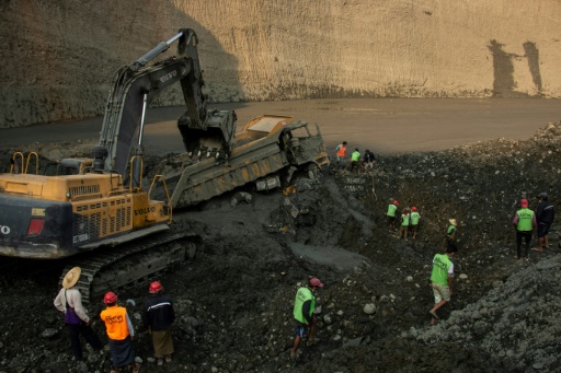 glissement de terrain dans une mine birmanie