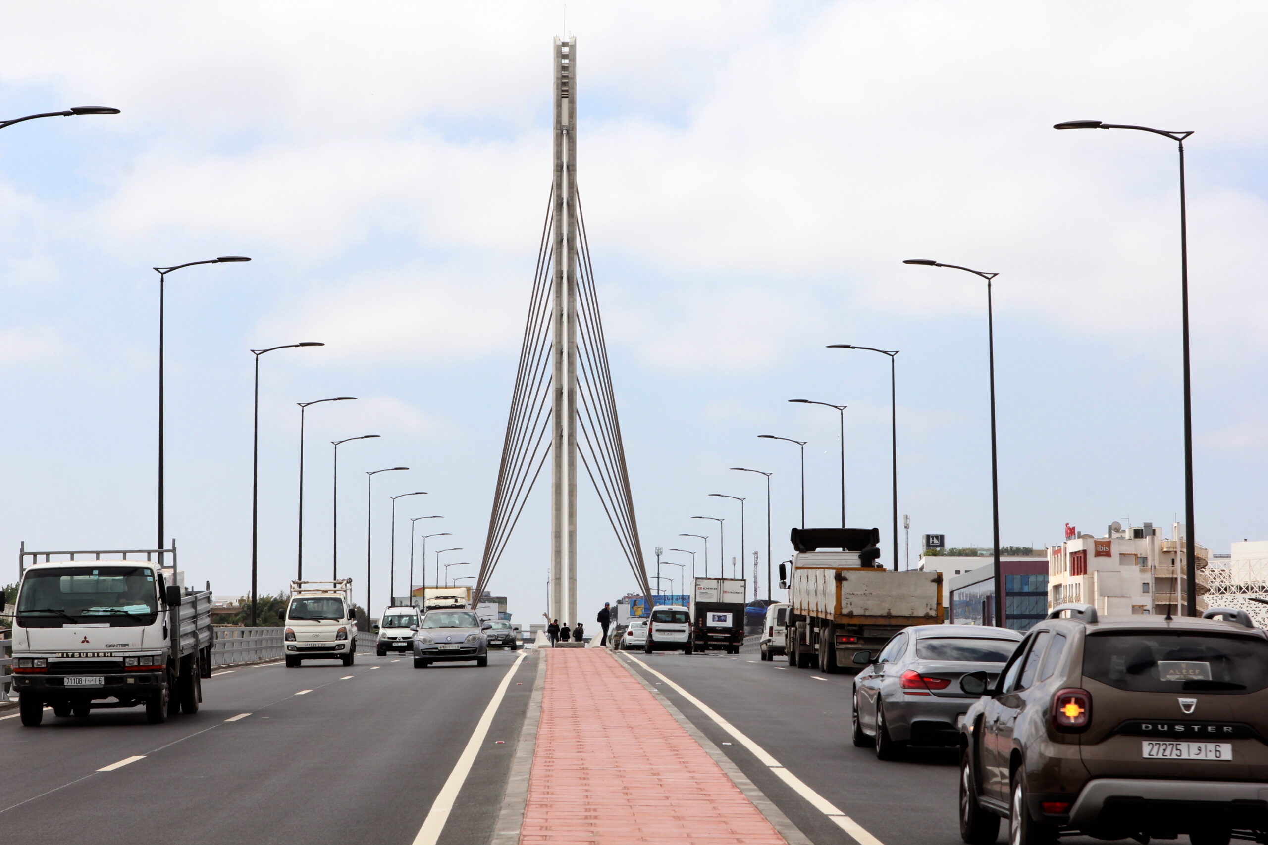 Pont à haubans de Sidi Maârouf