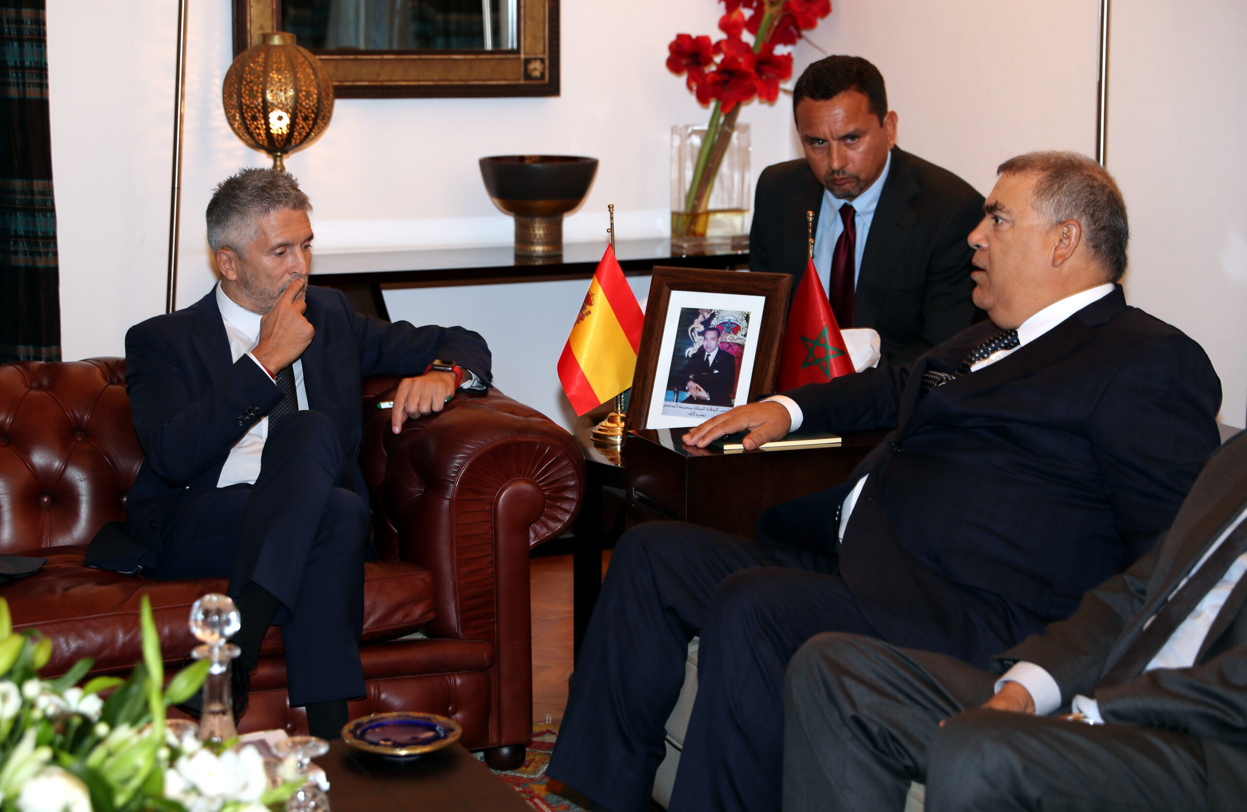 M. Abdelouafi Laftit s&rsquo;entretient avec M. Fernando Grande-Marlaska