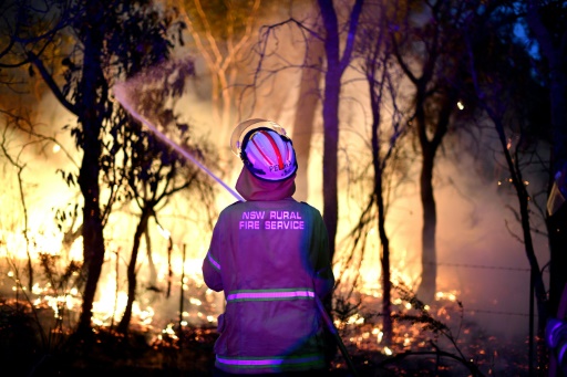 pompier feu incendie australie