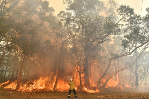 pompier incendie australie