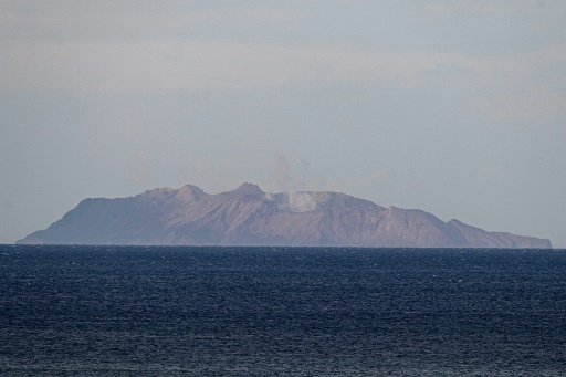 volcan white island
