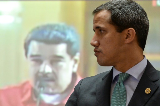 Juan Guaido Nicolas Maduro