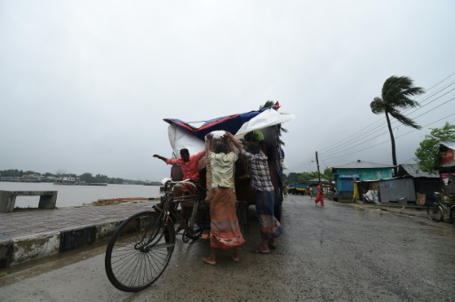 cyclone Amphan bangladesh