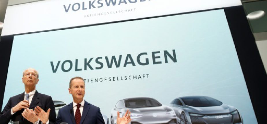 https://lnt.ma/wp-content/uploads/2020/05/patron-de-volkswagen-herbert-diess-925x430.jpg