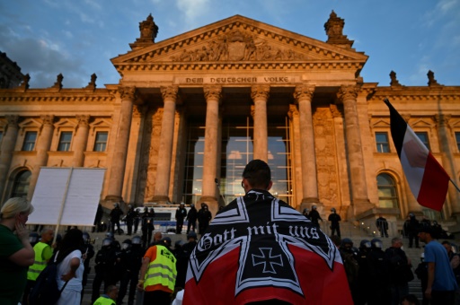 Manifestation devant le Reichstag à Berlin