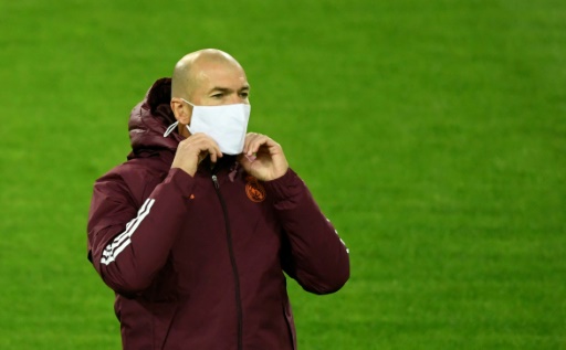 L'entraîneur du Real Madrid Zinédine Zidane, le 26 octobre 2020 à Möchengladbach © AFP/Archives Ina FASSBENDER