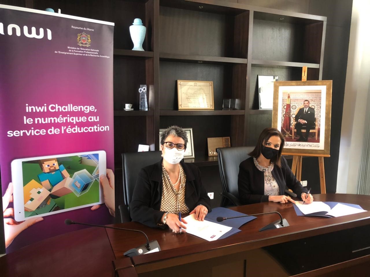 Signature de la convention inwi