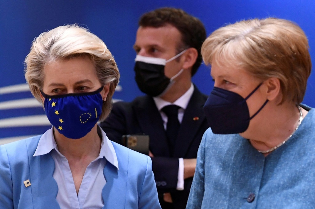angela merkel, emmanuel macron, der leyen
