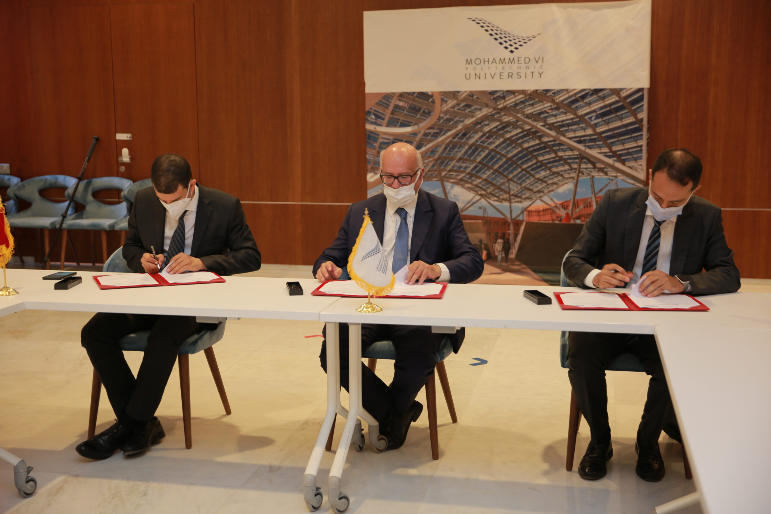 2 –Programmes DATA-TIKA – Convention de partenariat entre la CNDP, OCP et UM6P 2