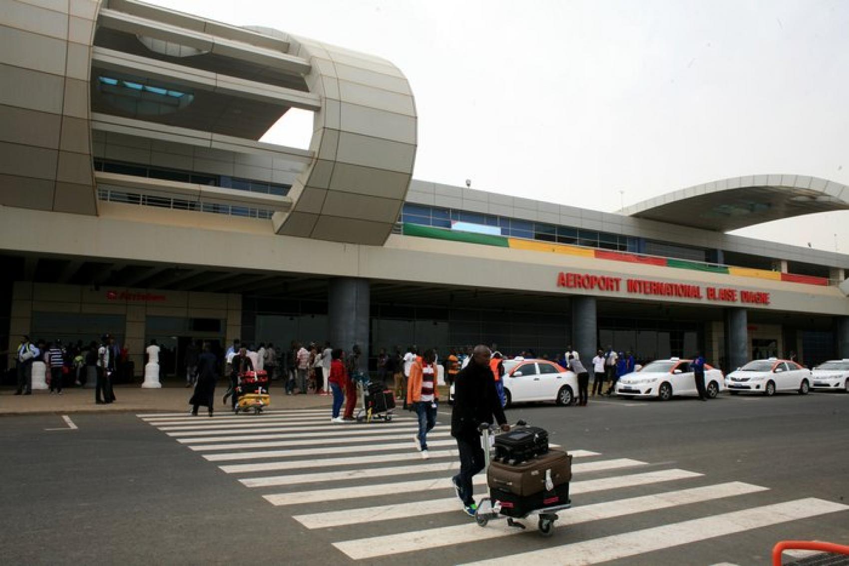 csm_aeroport_international_blaise_diagne_9bbb468348