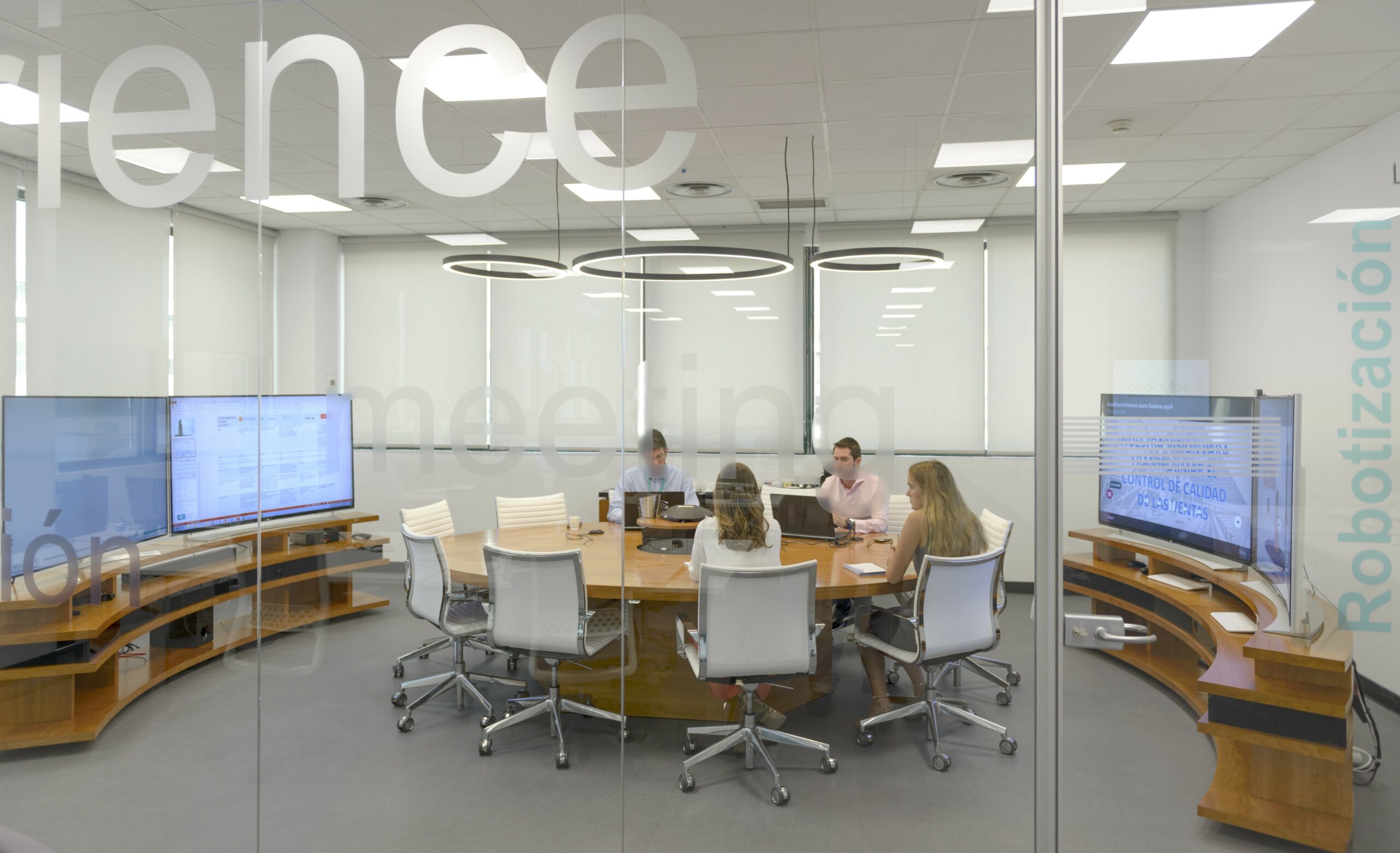 Photo E-Voluciona by Intelcia